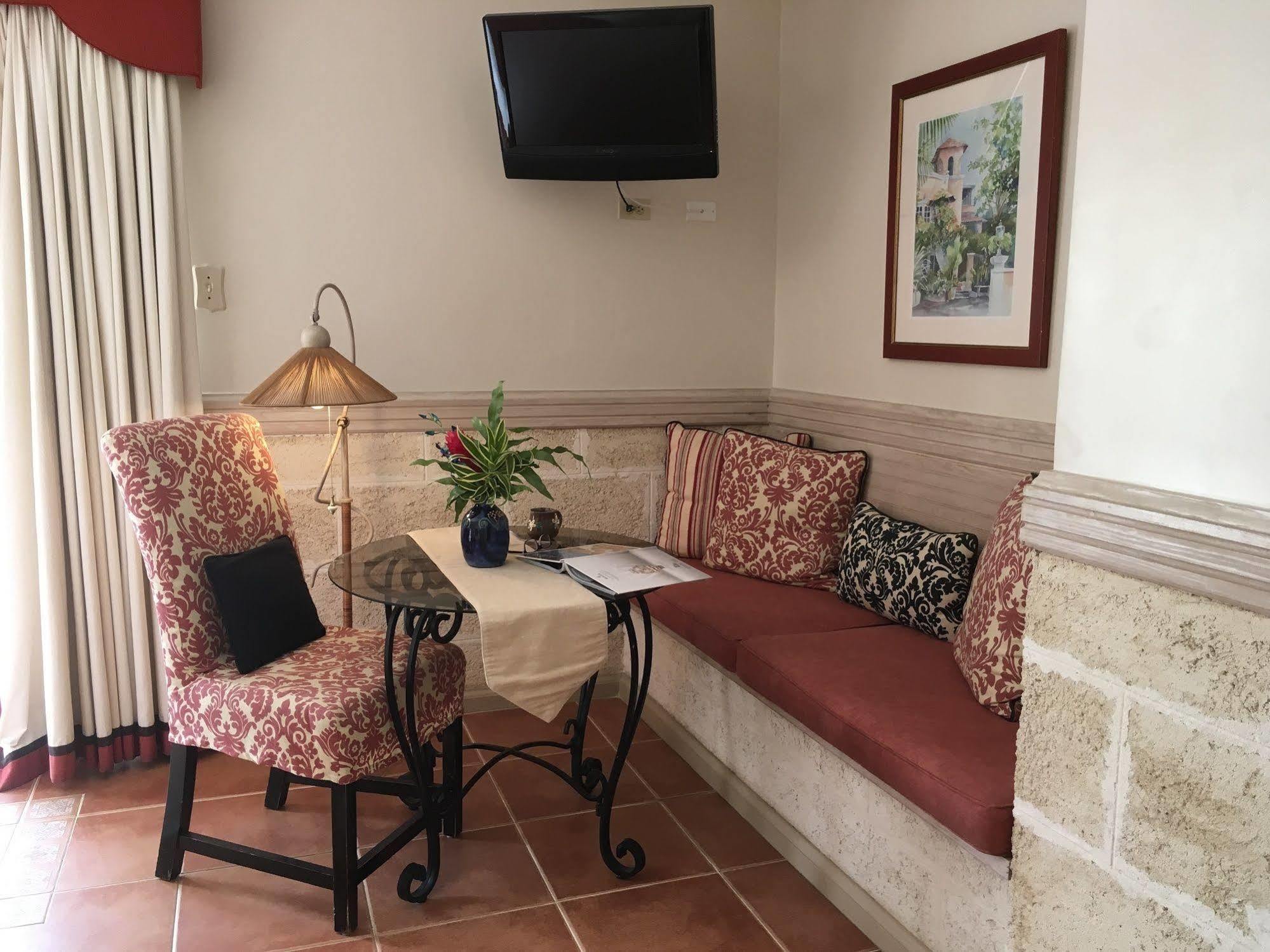 Little Arches Boutique Hotel - Adults Only Oistins Luaran gambar